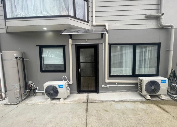  at 9 Tumanaka Place, Henderson, Waitakere City, Auckland