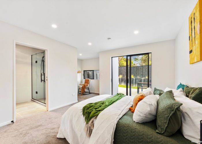  at 10-12 White Heron Drive, Massey, Waitakere City, Auckland