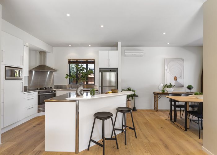  at 11A Horotutu Road, Greenlane, Auckland