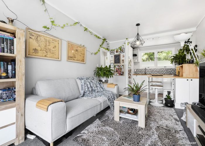  at 5/27 South Karori Road, Karori, Wellington