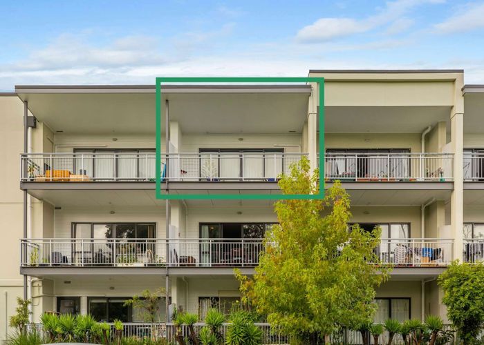  at 31/128 Stancombe Road, Flat Bush, Auckland