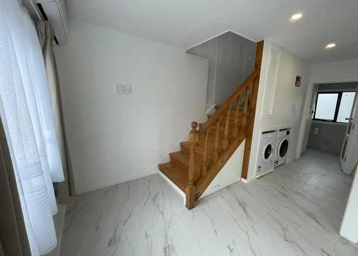  at 325 Richardson Road, New Windsor, Auckland City, Auckland