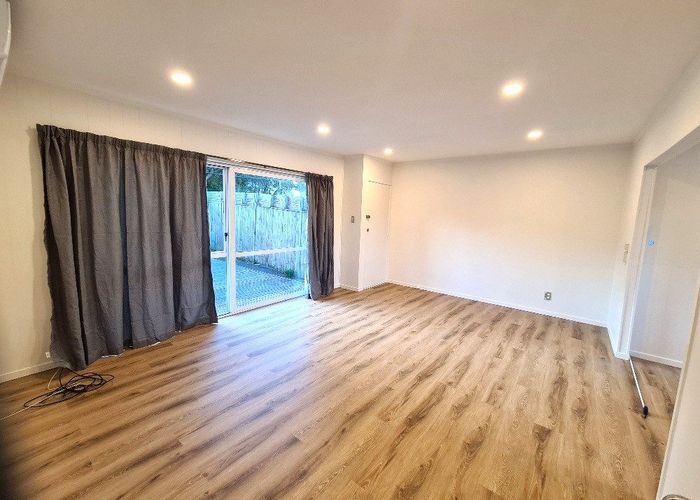  at 45 Hogans Road, Glenfield, Auckland