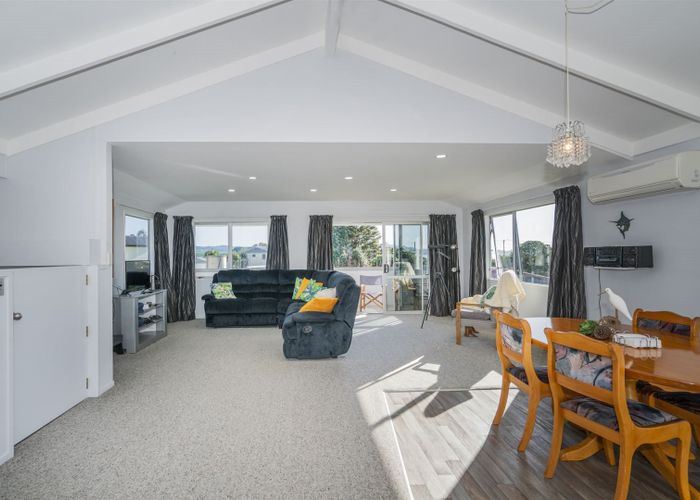  at 1 Banks Street, Cooks Beach, Whitianga