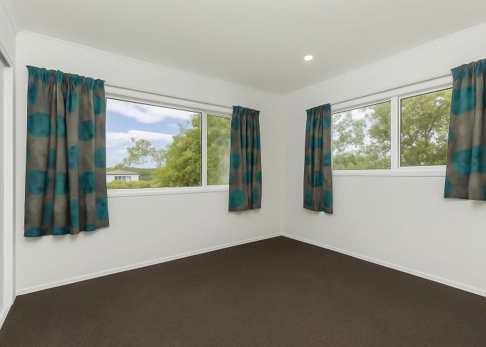  at Glenfield, North Shore City, Auckland