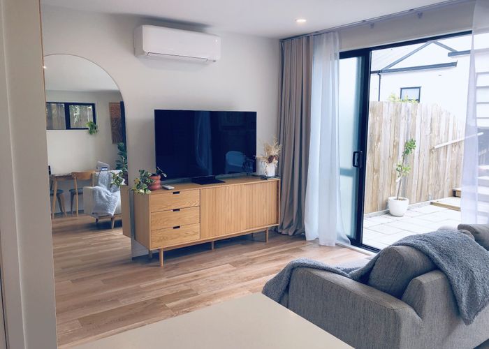  at 1 Tokai Place, Glen Eden, Auckland