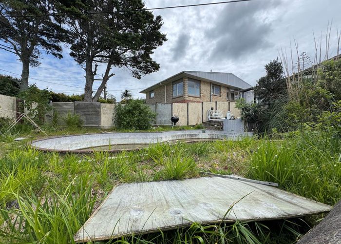  at 52 Monarch Avenue, Hillcrest, North Shore City, Auckland