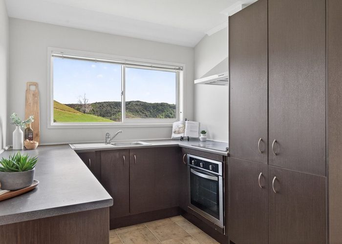  at 9 Gina Way, Welcome Bay, Tauranga, Bay Of Plenty