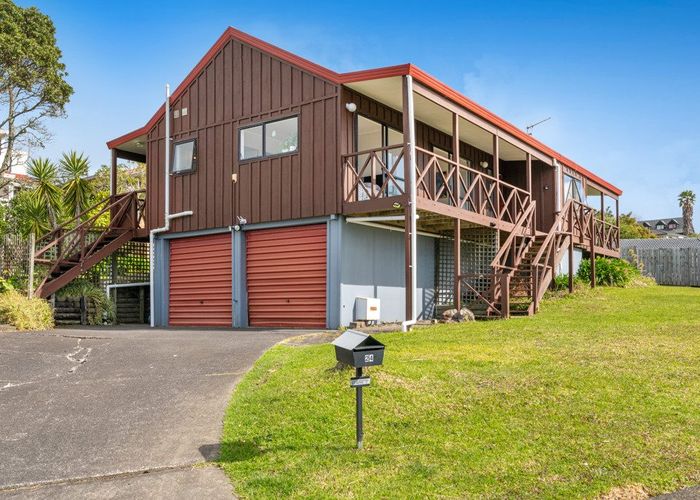  at 24 Bronzewing Terrace, Unsworth Heights, North Shore City, Auckland