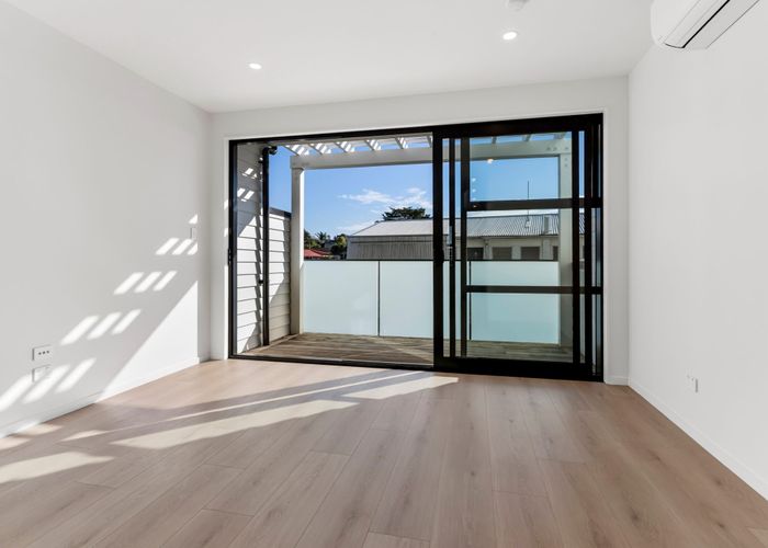  at 2/379 Great South Road, Ellerslie, Auckland City, Auckland