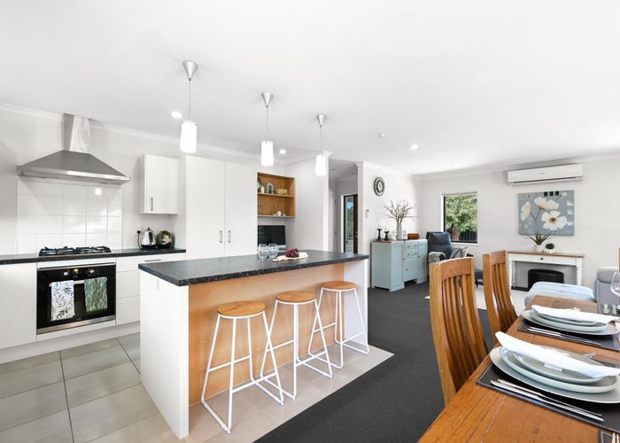 at 87B Dixon Road, Glenview, Hamilton