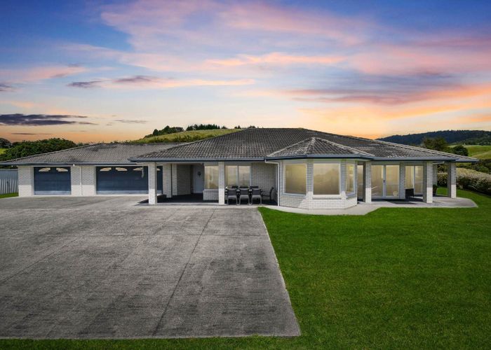  at 1801 East Coast Road, Kaiaua, Franklin, Auckland