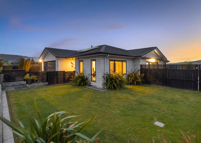  at 118 John Burke Drive, Aotea, Porirua, Wellington