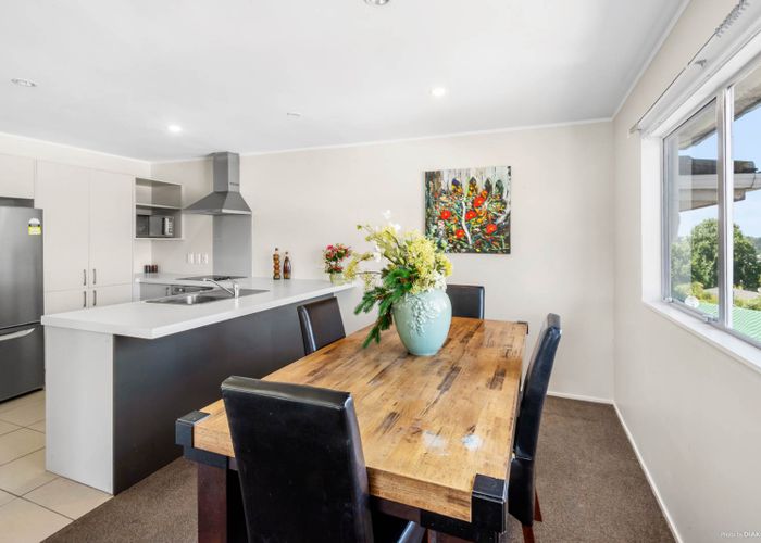  at 1/38B Manuka Road, Glenfield, Auckland