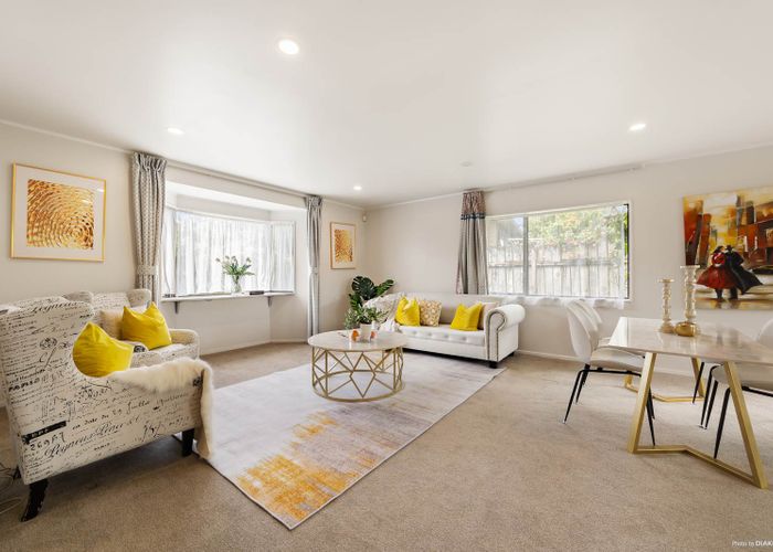  at 2/279 Hobsonville Road, Hobsonville, Auckland