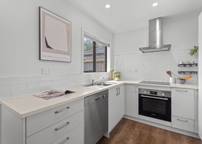  at 4/8 Keitha Place, Glenview, Hamilton, Waikato