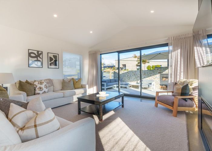  at 35 Mount Nicholas Avenue, Wānaka