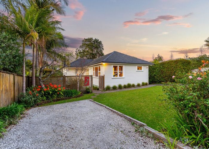  at 12 Linwood Avenue, Forrest Hill, North Shore City, Auckland