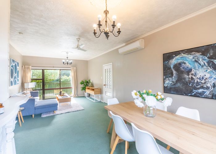  at 115 Avonhead Road, Avonhead, Christchurch