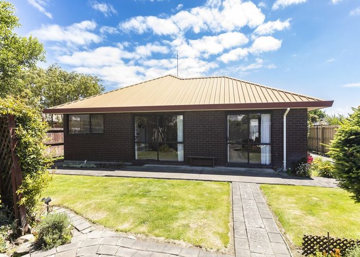  at 8 Edron Place, Redwood, Christchurch