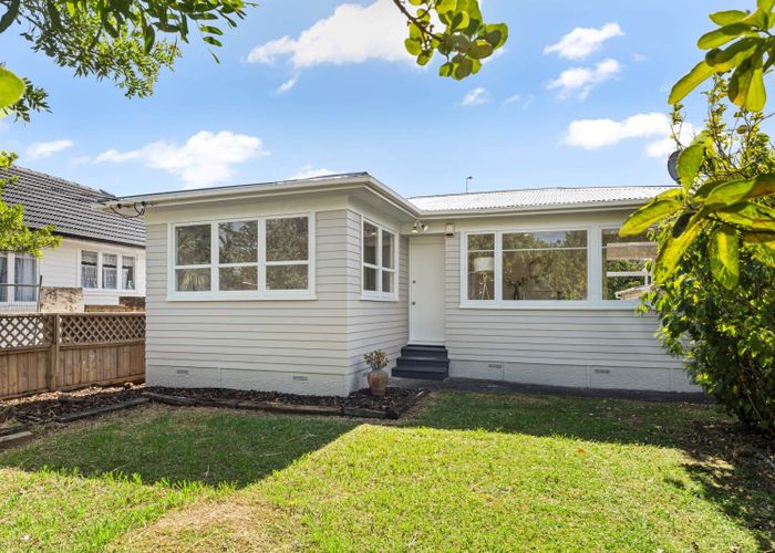  at 77 Dale Crescent, Pakuranga, Manukau City, Auckland