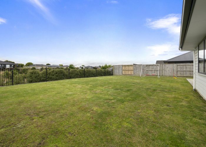  at 21 Sardinia Grove, Fitzherbert, Palmerston North