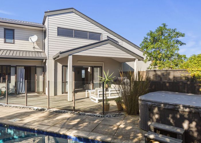  at 21 Deanna Drive, West Harbour, Auckland