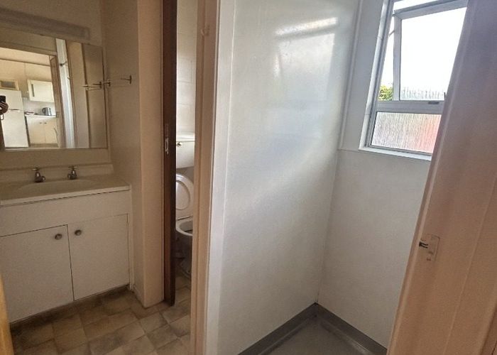  at 2/96 Lyon Street, Kihikihi, Waipa, Waikato