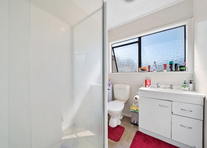  at 9 Blackgate Place, Weymouth, Manukau City, Auckland