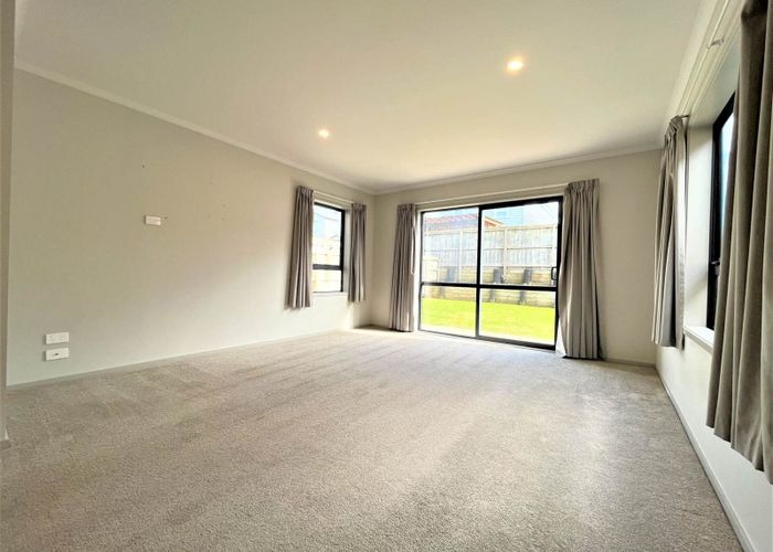  at 16 Ipukarea Street, Weymouth, Manukau City, Auckland