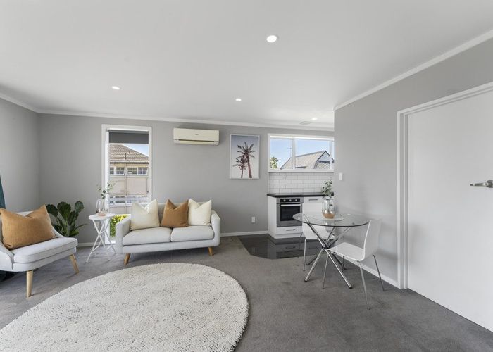  at 4/32 Tonbridge Street, Merivale, Christchurch