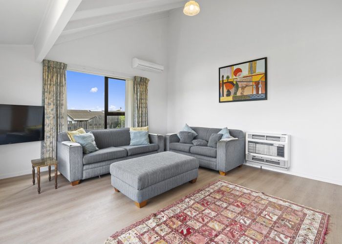  at 84 Mercury Way, Whitby, Porirua