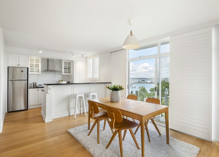  at 3/25 Stanley Point Road, Devonport, North Shore City, Auckland