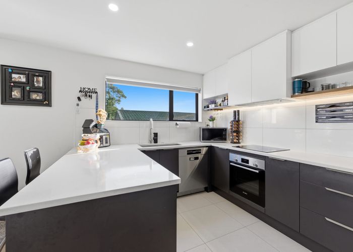  at 70D Stanley Road, Glenfield, North Shore City, Auckland