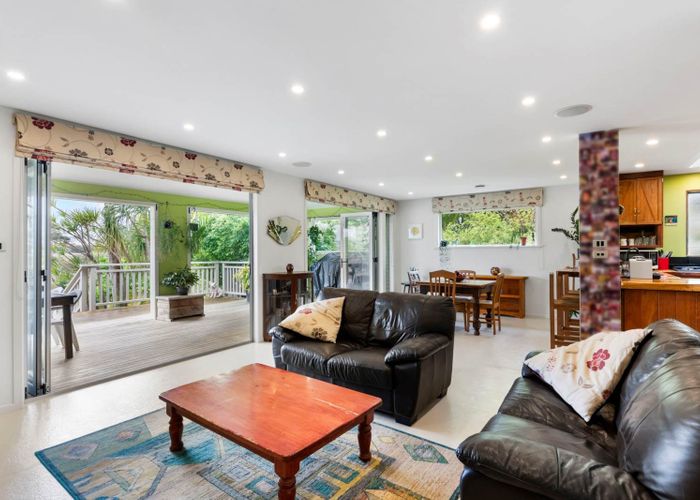  at 14 Utting Street, Birkdale, North Shore City, Auckland