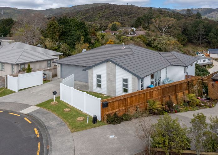  at 40 Speldhurst Grove, Stokes Valley, Lower Hutt