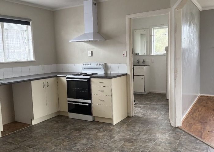  at 6 Balfour Road, Manurewa, Manukau City, Auckland