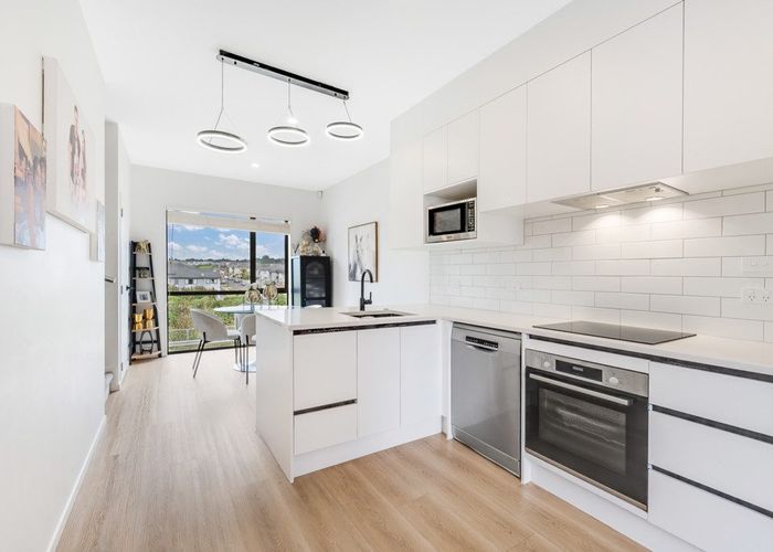  at 54 Whakatupu Road, Flat Bush, Manukau City, Auckland