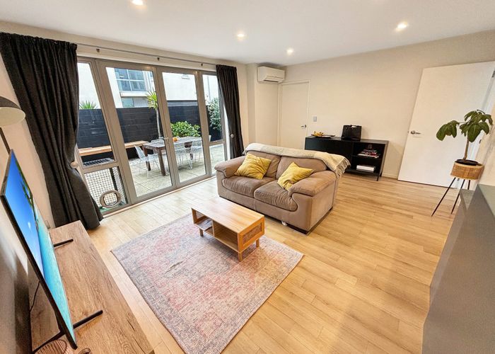  at 972c Colombo Street, St. Albans, Christchurch City, Canterbury