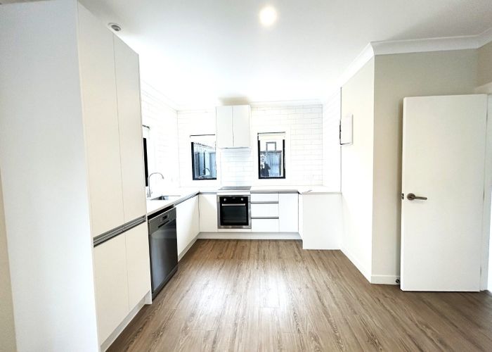  at 40A Kervil Avenue, Te Atatu Peninsula, Waitakere City, Auckland