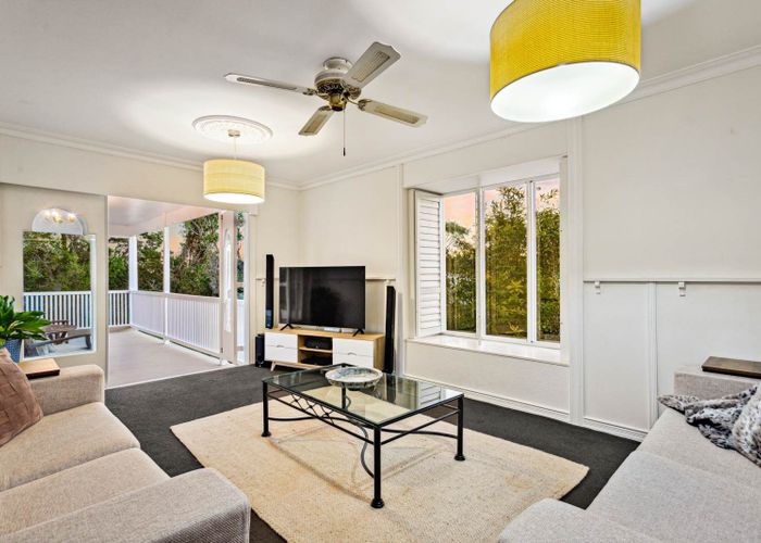  at 15 Taioma Crescent, Te Atatu Peninsula, Waitakere City, Auckland