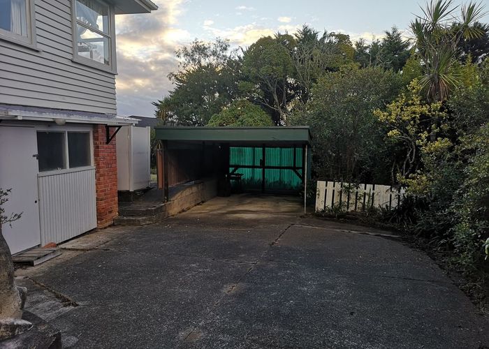  at 16 Madison Place, Forrest Hill, Auckland