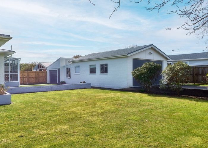  at 223 Huatoki Street, Vogeltown, New Plymouth, Taranaki