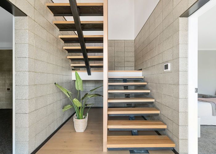  at 13 Pacific View, Whitby, Porirua