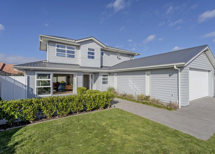  at 100 Kupe Drive, Whitianga, Whitianga