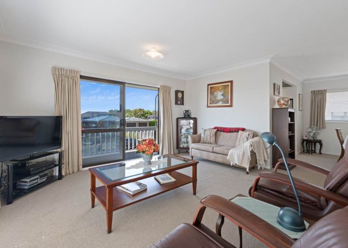  at 1/30 Rushgreen Avenue, Papakura, Papakura, Auckland