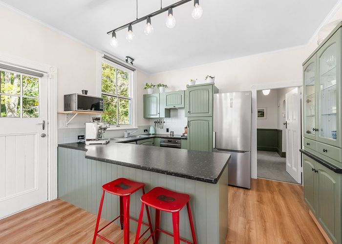  at 524 Main Road North, Timberlea, Upper Hutt, Wellington