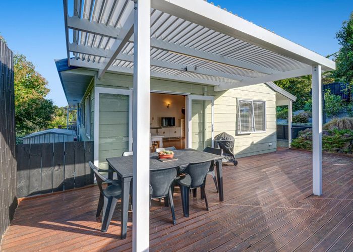  at 29 Shadon Place, Stanmore Bay, Whangaparaoa