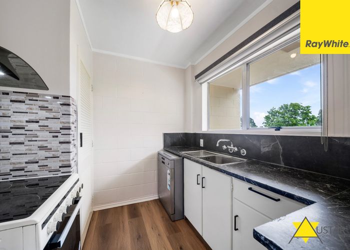  at 2/19 Copley Street, New Lynn, Waitakere City, Auckland