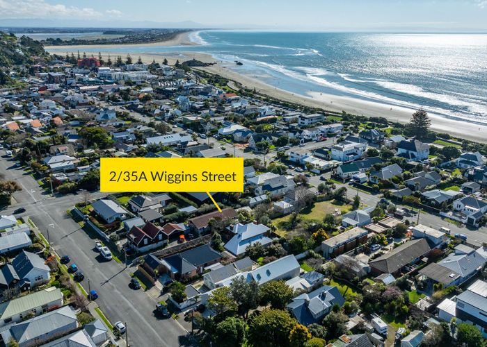  at 2/35A Wiggins Street, Sumner, Christchurch City, Canterbury